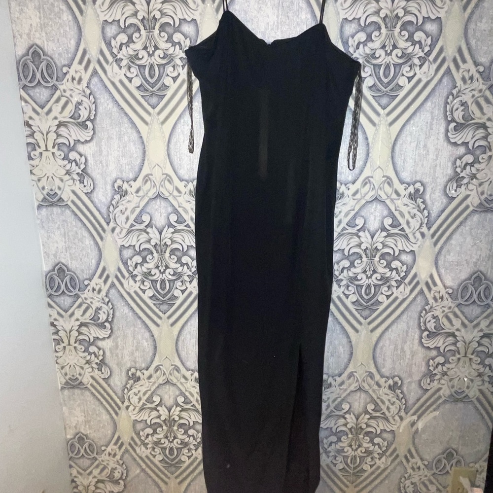 Sexy simple black spaghetti strap dress by sullums